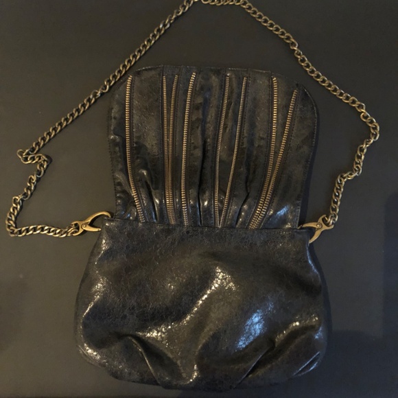 Matt & Nat purse Black clutch w removable strap - Picture 2 of 10